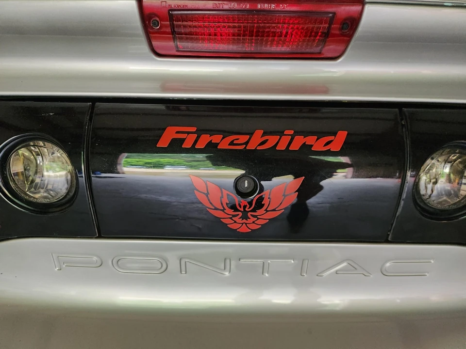 2000 Pontiac Firebird 4th Gen - Image 28 of 31
