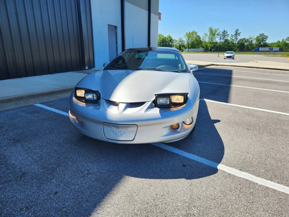 2000 Pontiac Firebird 4th Gen - Image 5 of 31