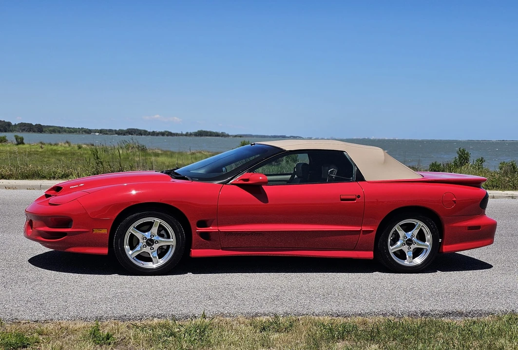2000 Pontiac Firebird Trans Am 4th Gen - Image 13 of 31