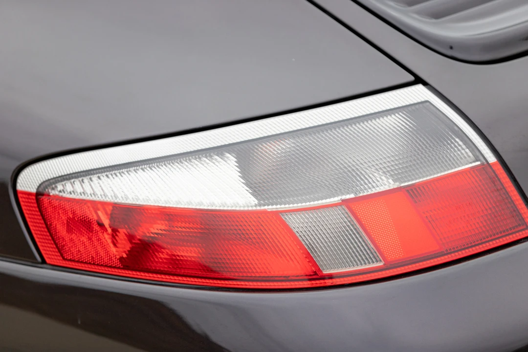 2000 Porsche 996 Carrera - Image 26 of 31