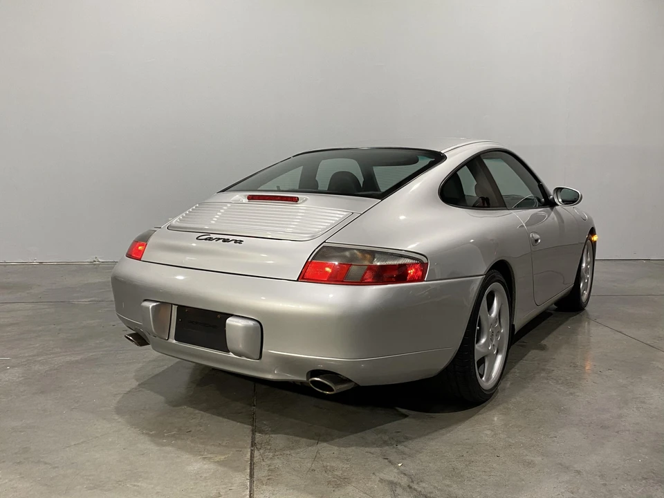 2000 Porsche 996 Carrera - Image 24 of 31