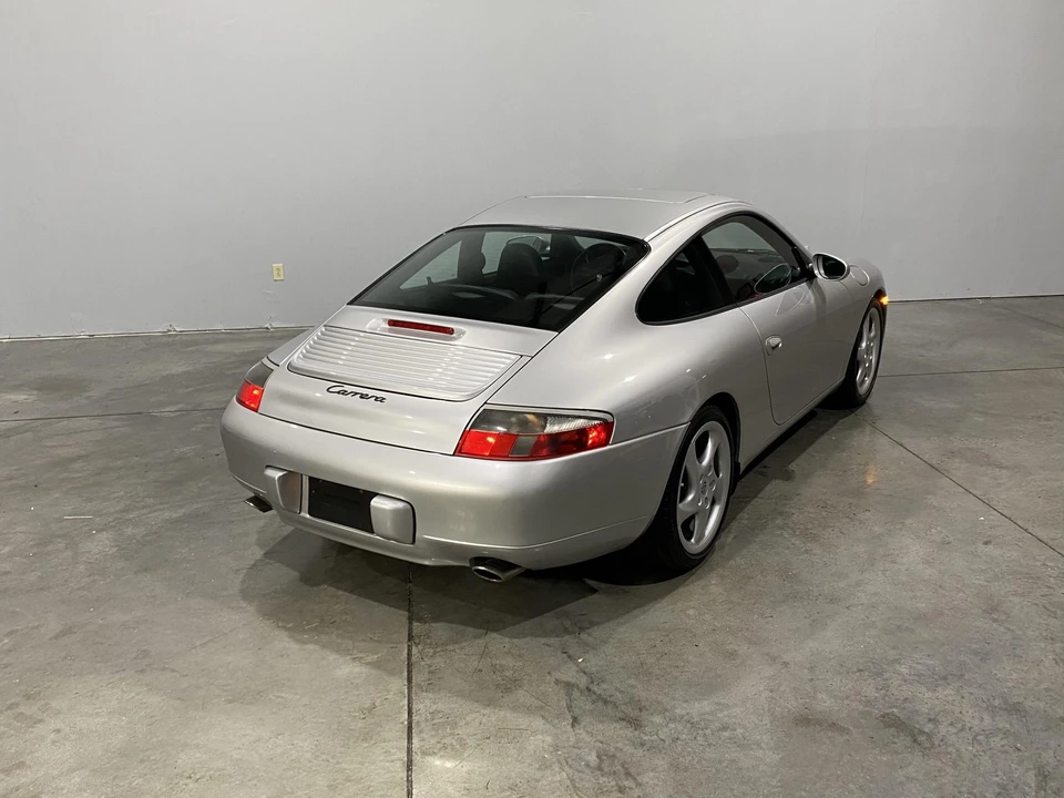 2000 Porsche 996 Carrera - Image 25 of 31