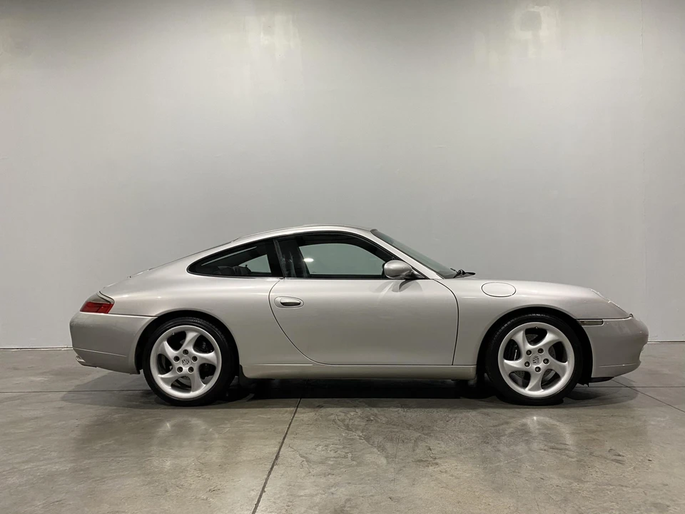 2000 Porsche 996 Carrera - Image 19 of 31