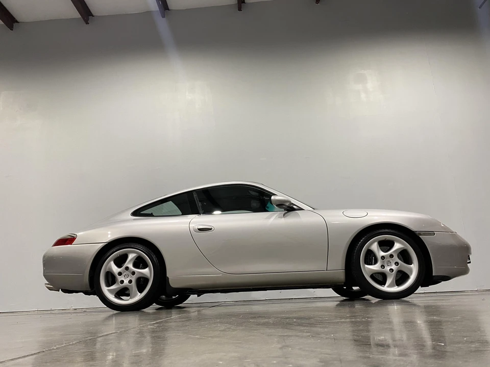 2000 Porsche 996 Carrera - Image 22 of 31