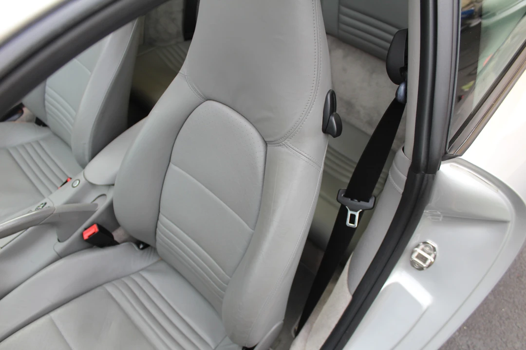 2000 Porsche 996 Carrera - Image 27 of 31