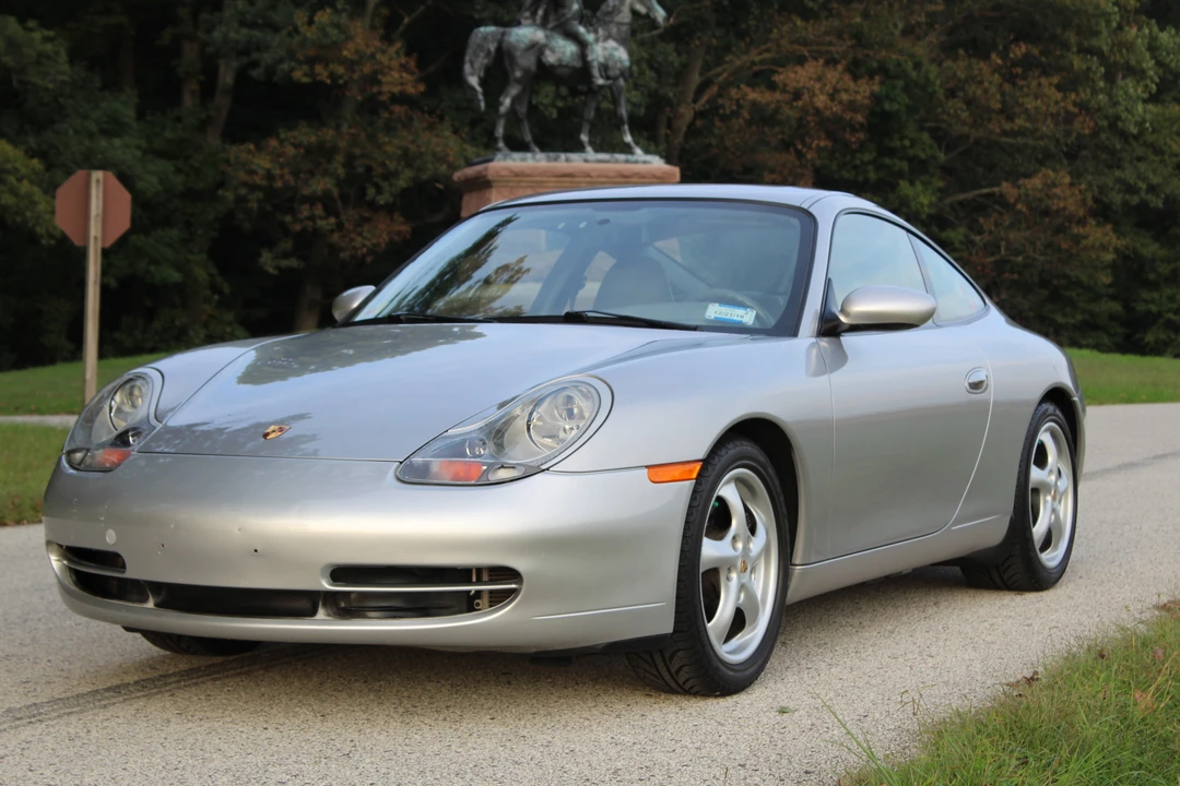 2000 Porsche 996 Carrera - Image 2 of 31