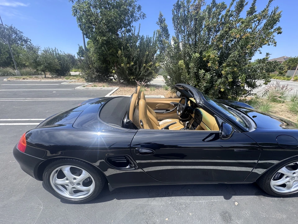 2000 Porsche 986 Boxster - Image 8 of 31