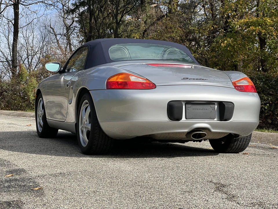2000 Porsche 986 Boxster - Image 17 of 31