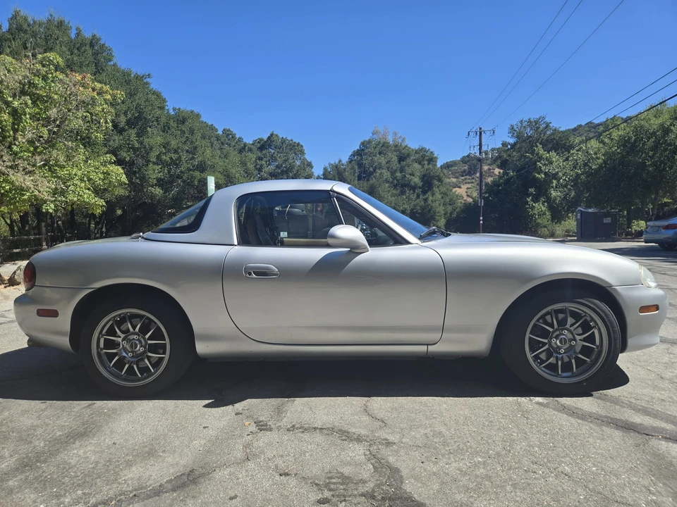 2001 Mazda NB MX-5 Miata - Image 8 of 31