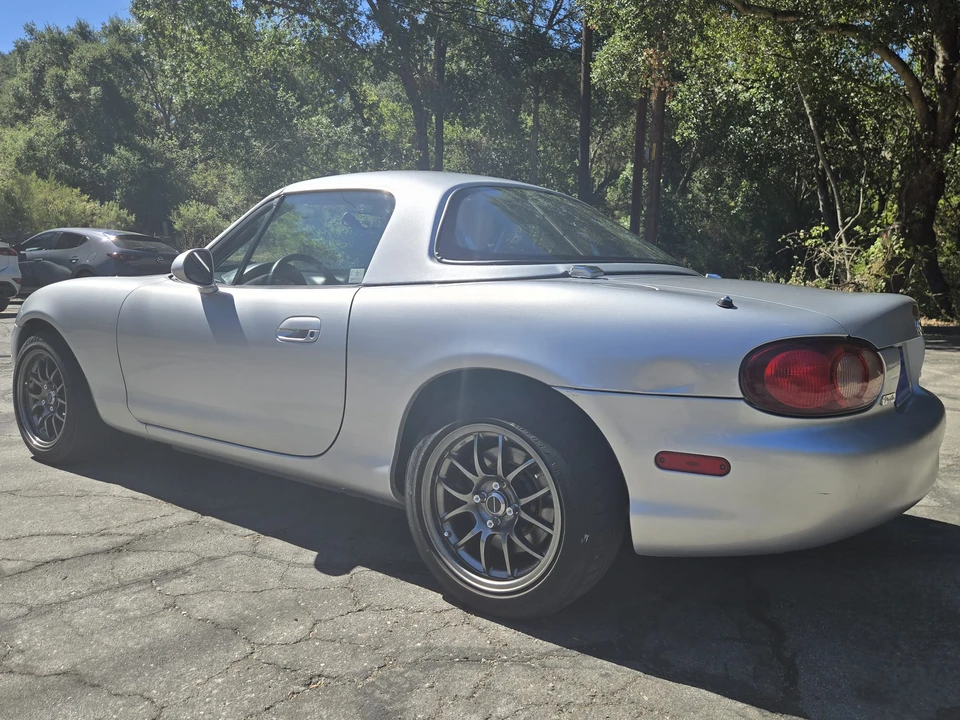 2001 Mazda NB MX-5 Miata - Image 5 of 31
