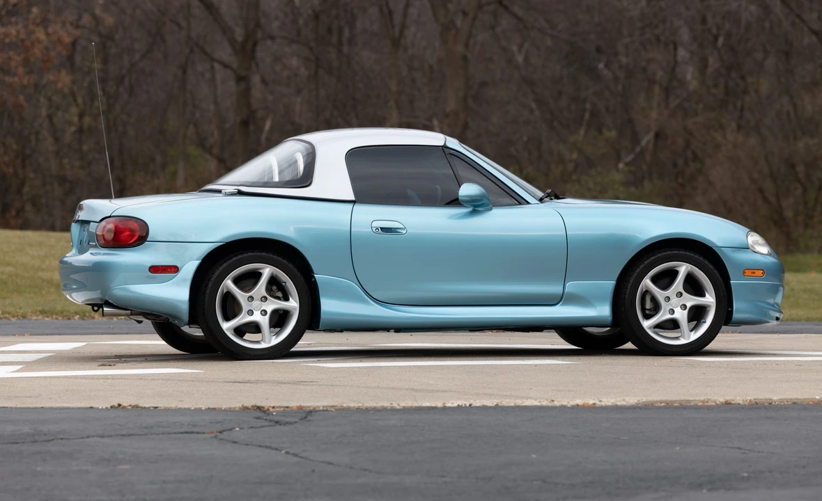 2001 Mazda NB MX-5 Miata - Image 15 of 31