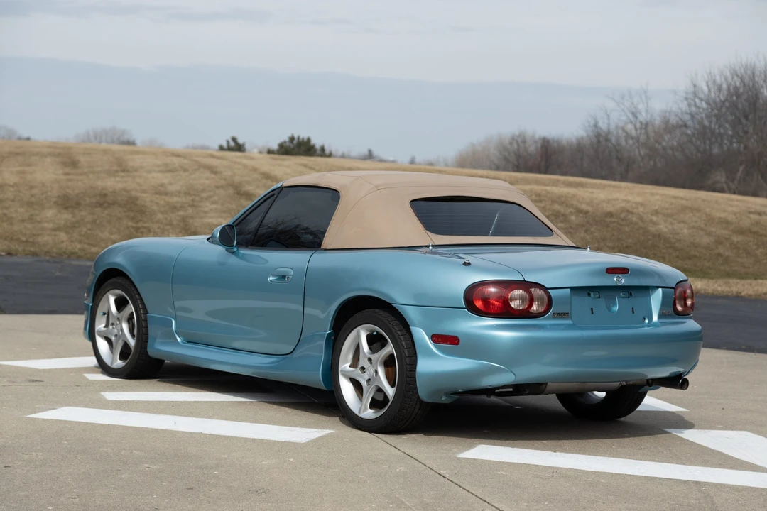 2001 Mazda NB MX-5 Miata - Image 3 of 31
