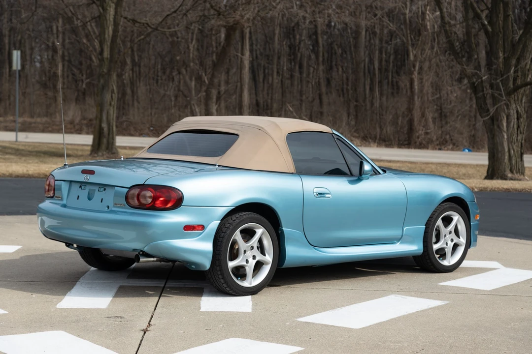 2001 Mazda NB MX-5 Miata - Image 6 of 31