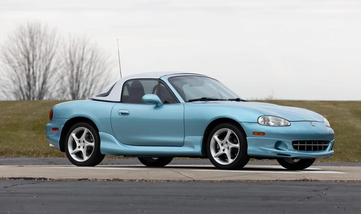 2001 Mazda NB MX-5 Miata - Image 28 of 31