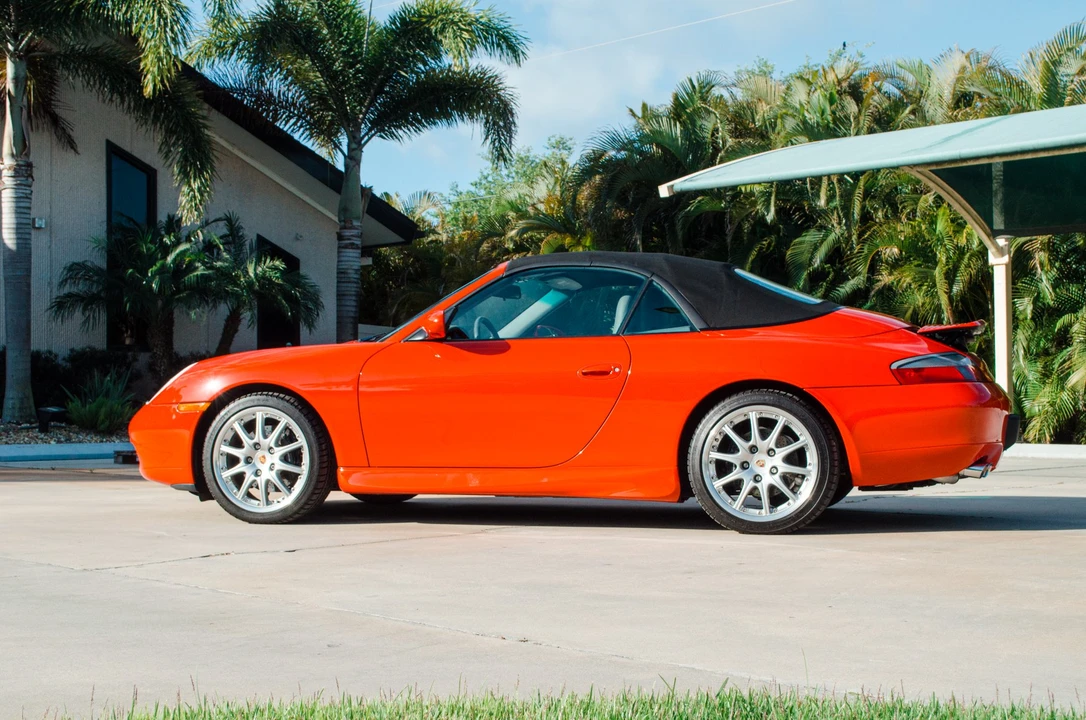 2001 Porsche 996 Carrera - Image 30 of 31
