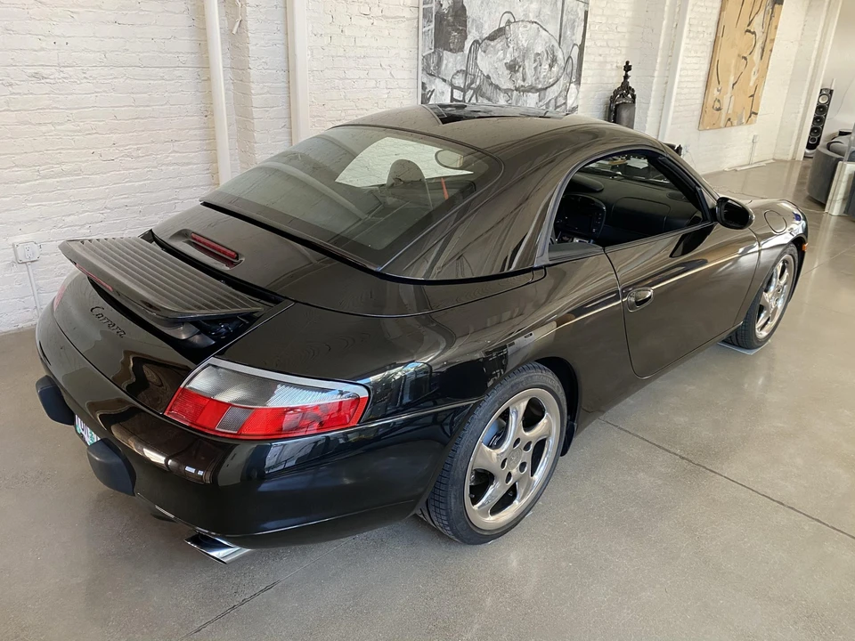 2001 Porsche 996 Carrera - Image 23 of 31
