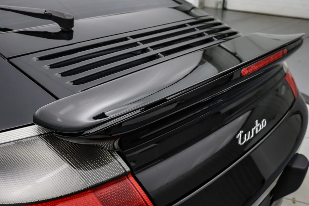 2001 Porsche 996 Turbo - Image 28 of 31