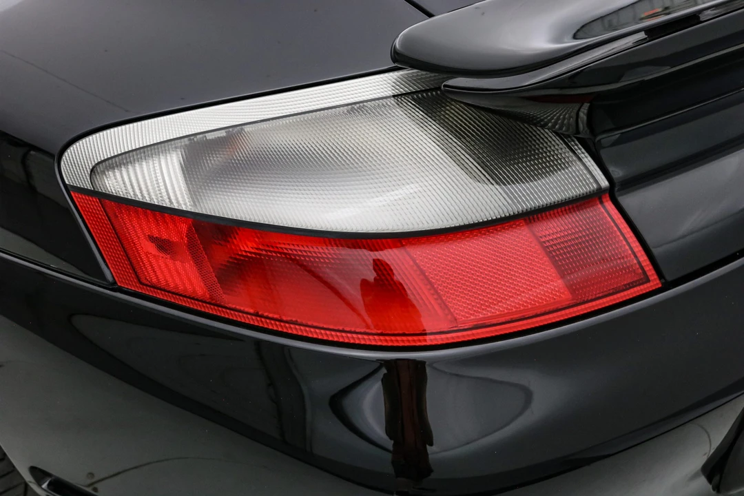2001 Porsche 996 Turbo - Image 27 of 31