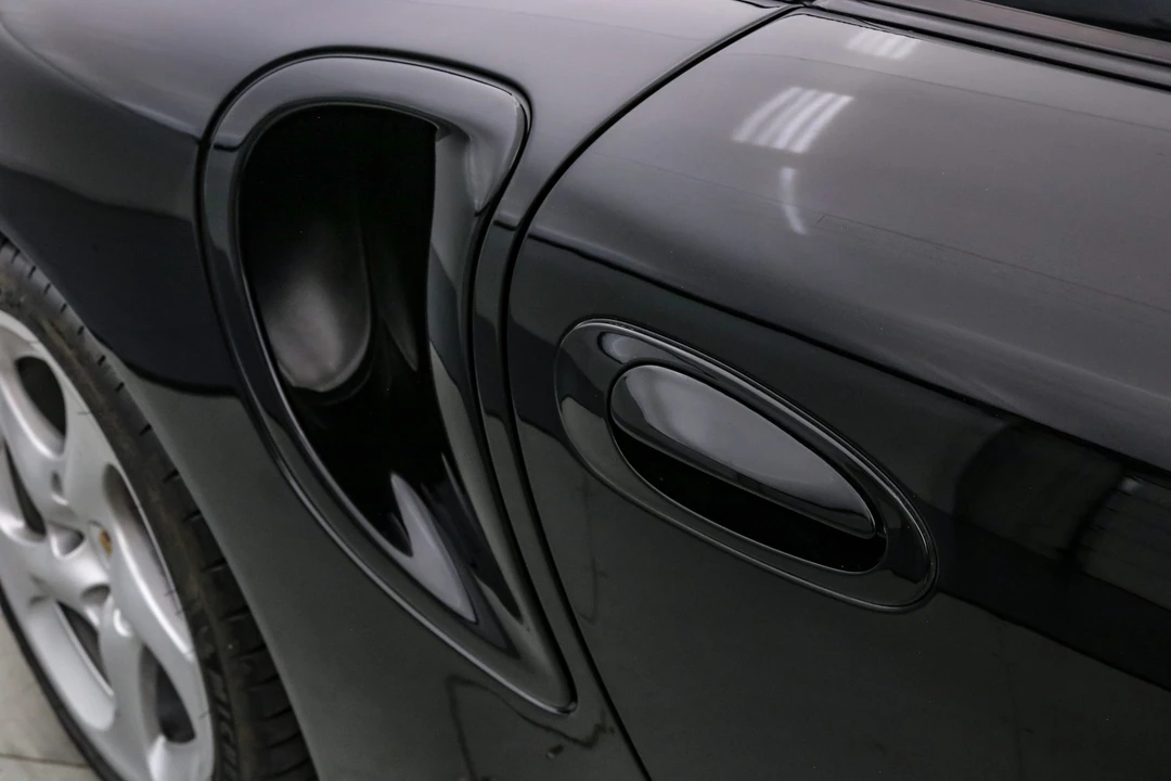 2001 Porsche 996 Turbo - Image 15 of 31