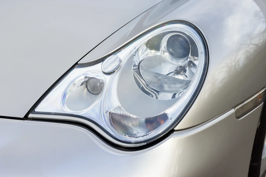 2001 Porsche 996 Turbo - Image 19 of 31