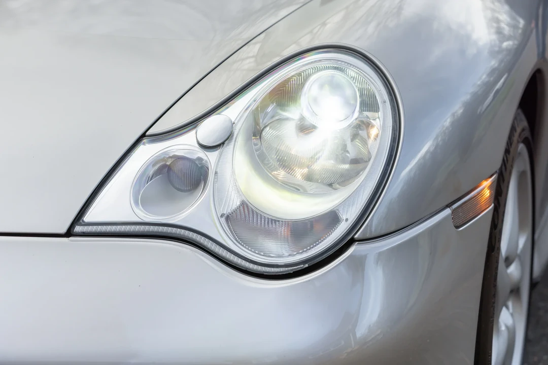 2001 Porsche 996 Turbo - Image 21 of 31
