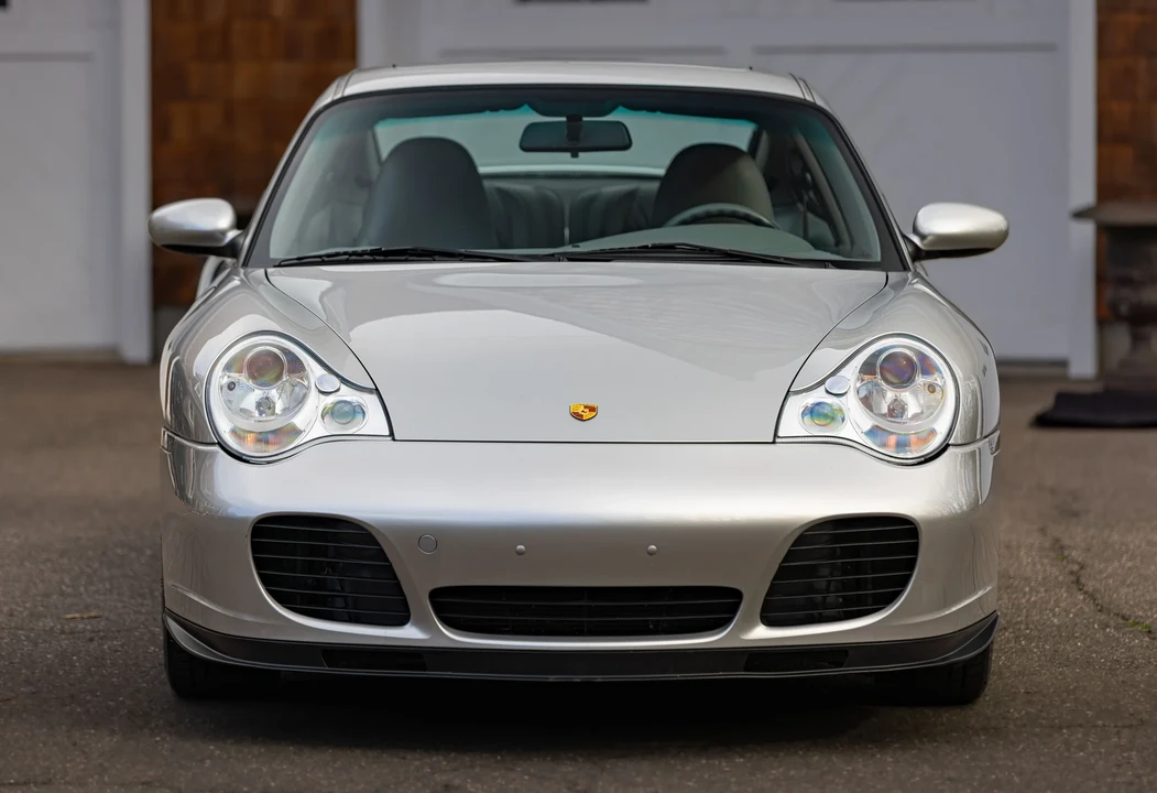 2001 Porsche 996 Turbo - Image 13 of 31