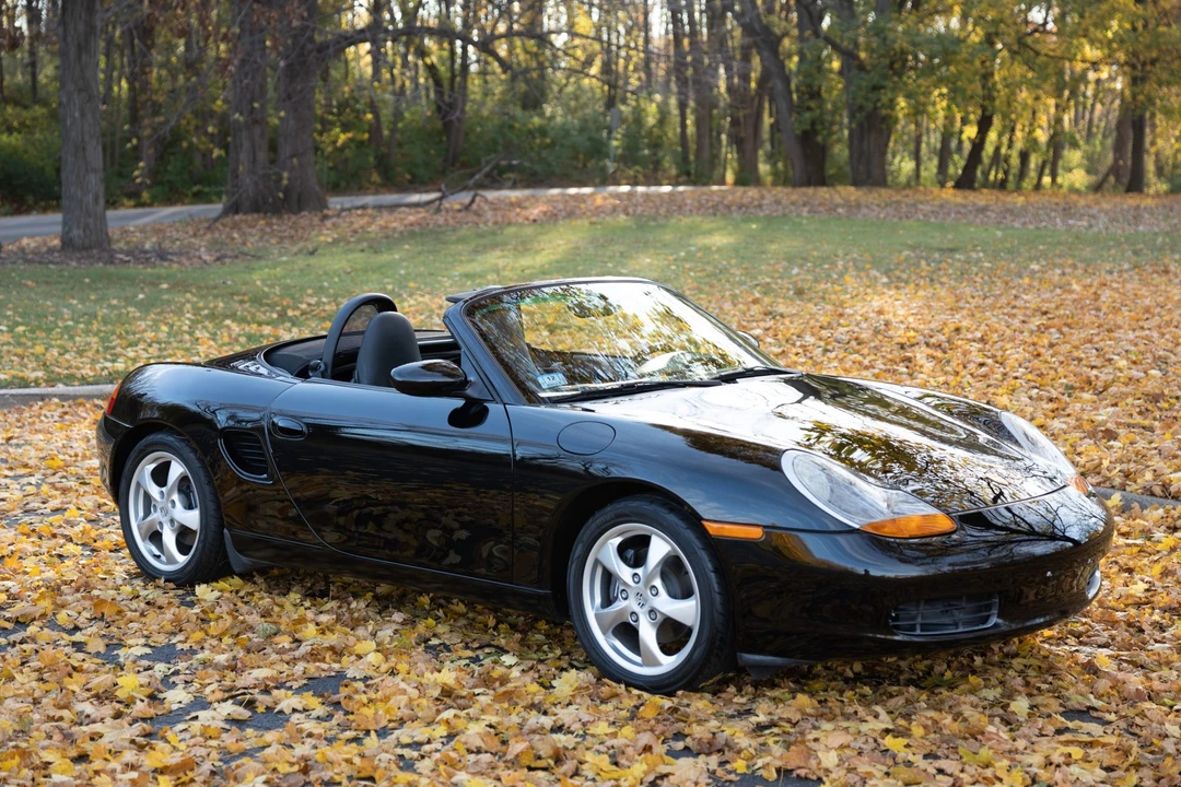 2001 Porsche 986 Boxster - Image 13 of 31