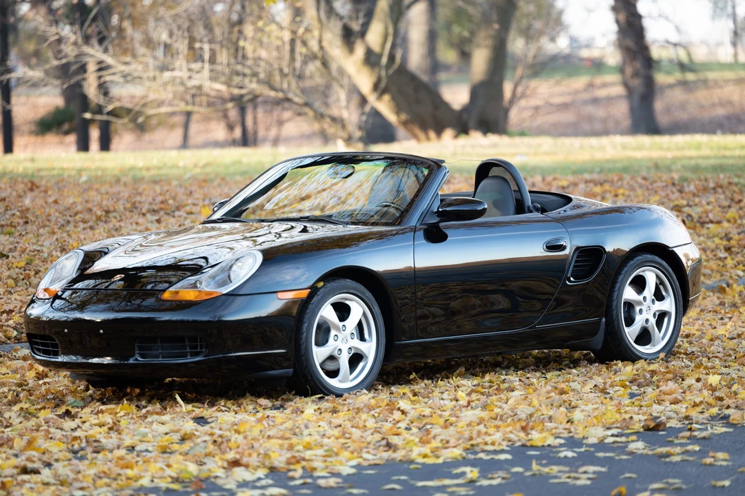 2001 Porsche 986 Boxster - Image 4 of 31