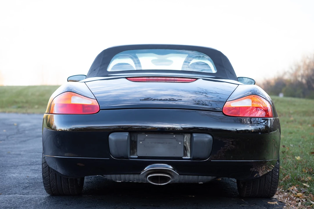 2001 Porsche 986 Boxster - Image 19 of 31