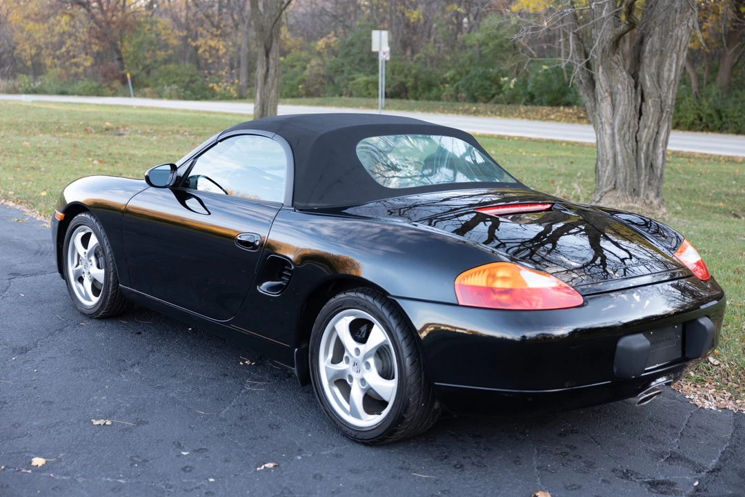 2001 Porsche 986 Boxster - Image 16 of 31