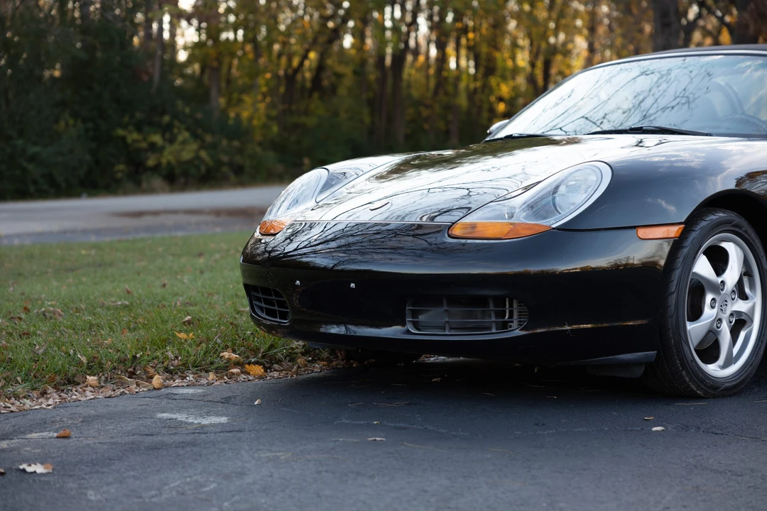 2001 Porsche 986 Boxster - Image 30 of 31