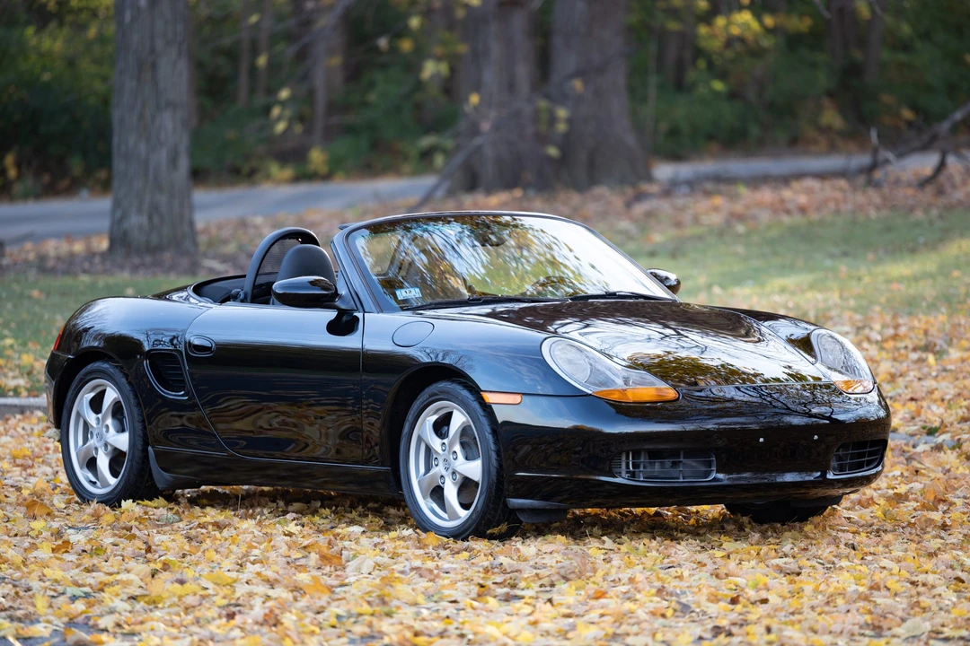 2001 Porsche 986 Boxster - Image 14 of 31