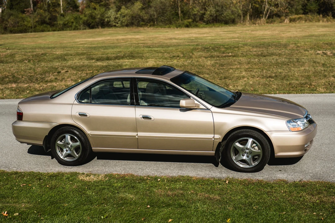 2002 Acura TL 2nd Gen - Image 21 of 31