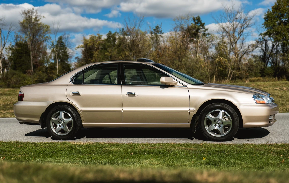 2002 Acura TL 2nd Gen - Image 22 of 31