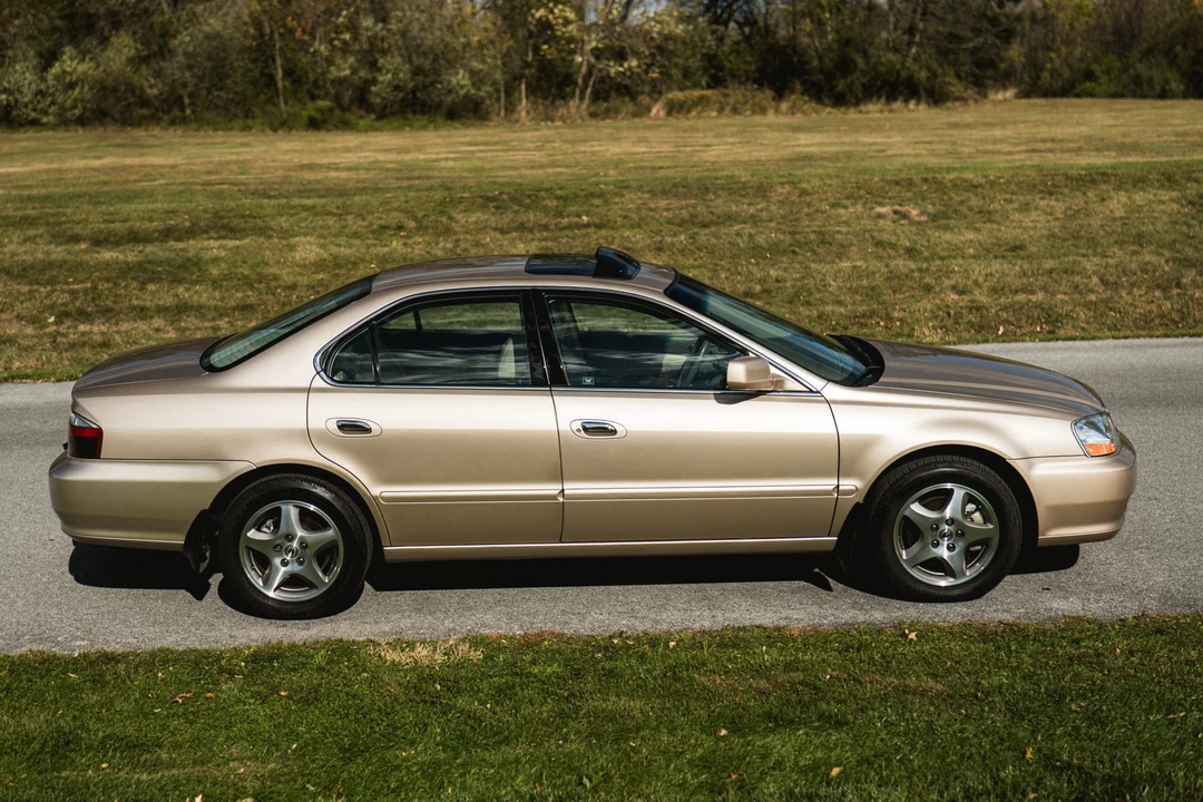 2002 Acura TL 2nd Gen - Image 23 of 31