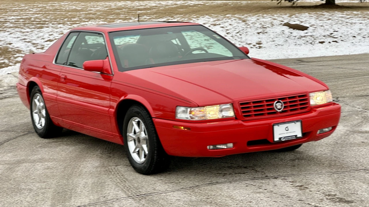 2002 Cadillac Eldorado 12th Gen - Image 14 of 31
