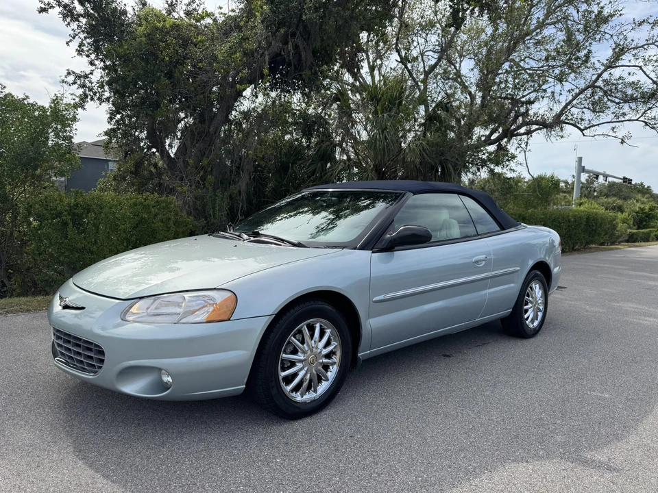 2002 Chrysler Sebring - Image 2 of 31