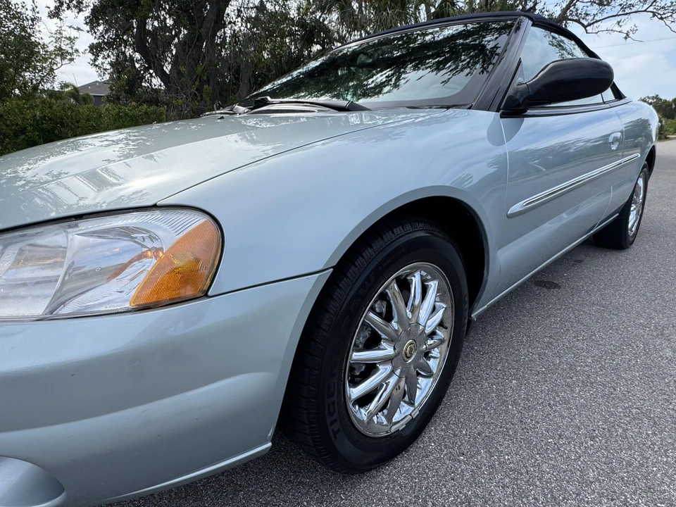 2002 Chrysler Sebring - Image 22 of 31
