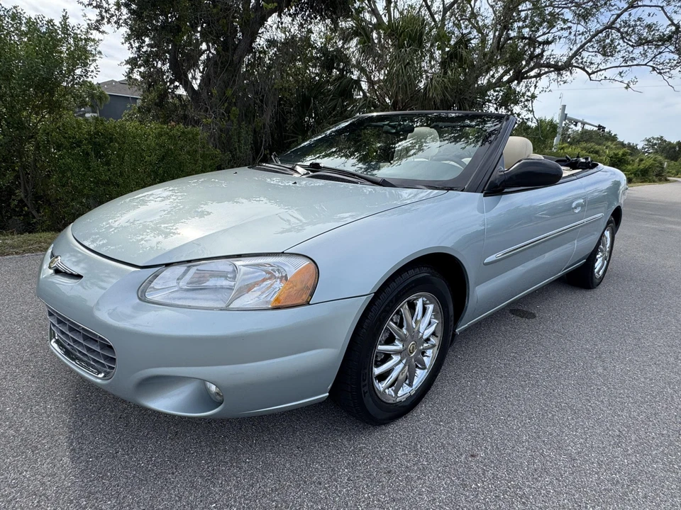 2002 Chrysler Sebring - Image 10 of 31