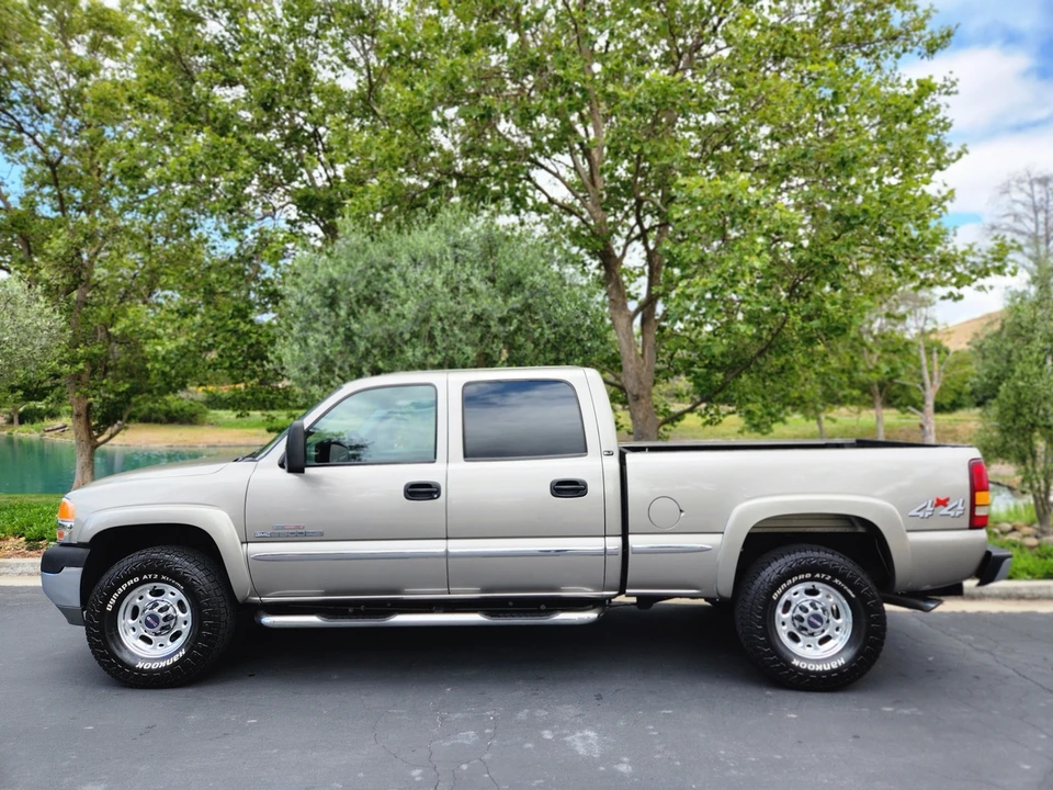 2002 GMC Sierra Heavy Duty 2nd Gen - Image 8 of 31