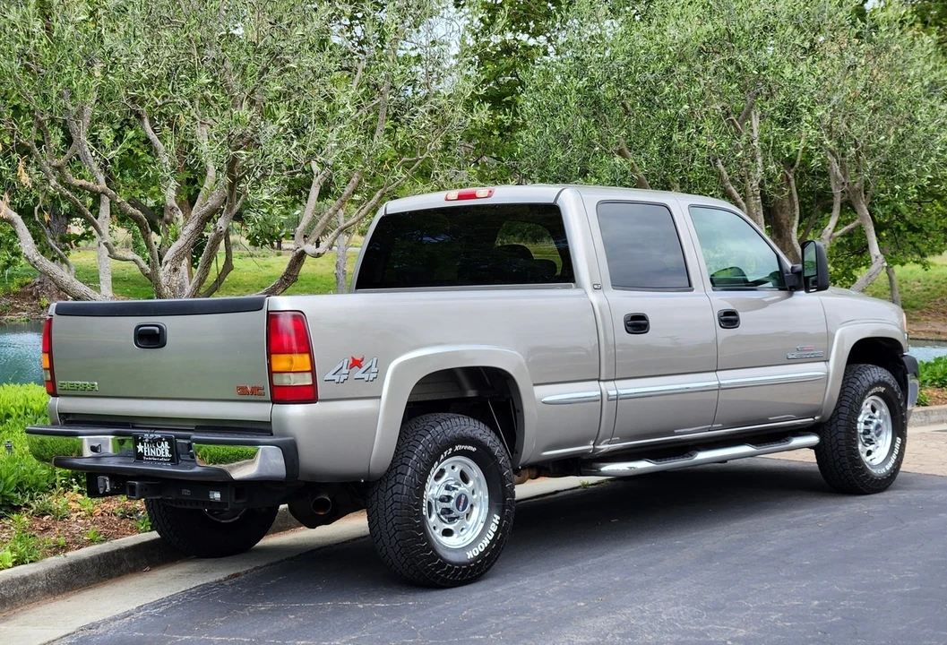 2002 GMC Sierra Heavy Duty 2nd Gen - Image 22 of 31