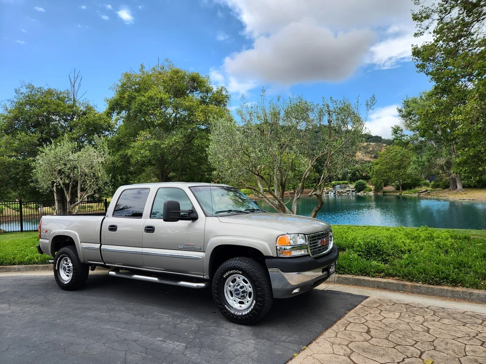 2002 GMC Sierra Heavy Duty 2nd Gen - Image 28 of 31