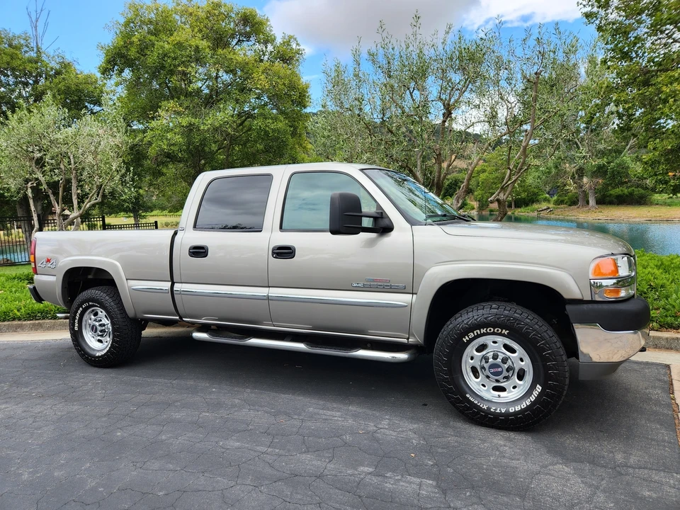 2002 GMC Sierra Heavy Duty 2nd Gen - Image 27 of 31