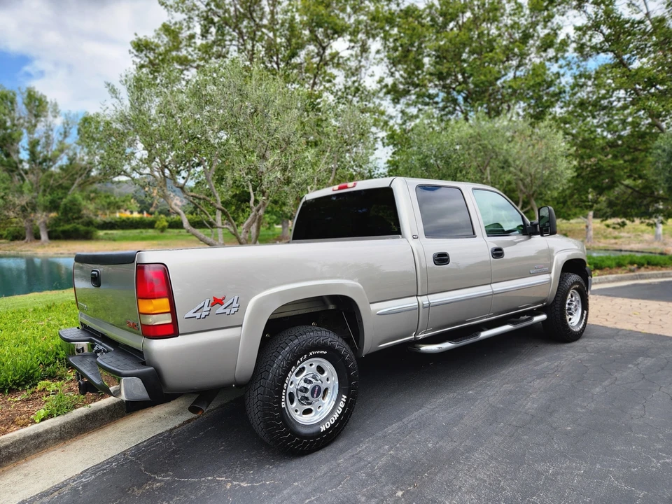2002 GMC Sierra Heavy Duty 2nd Gen - Image 23 of 31