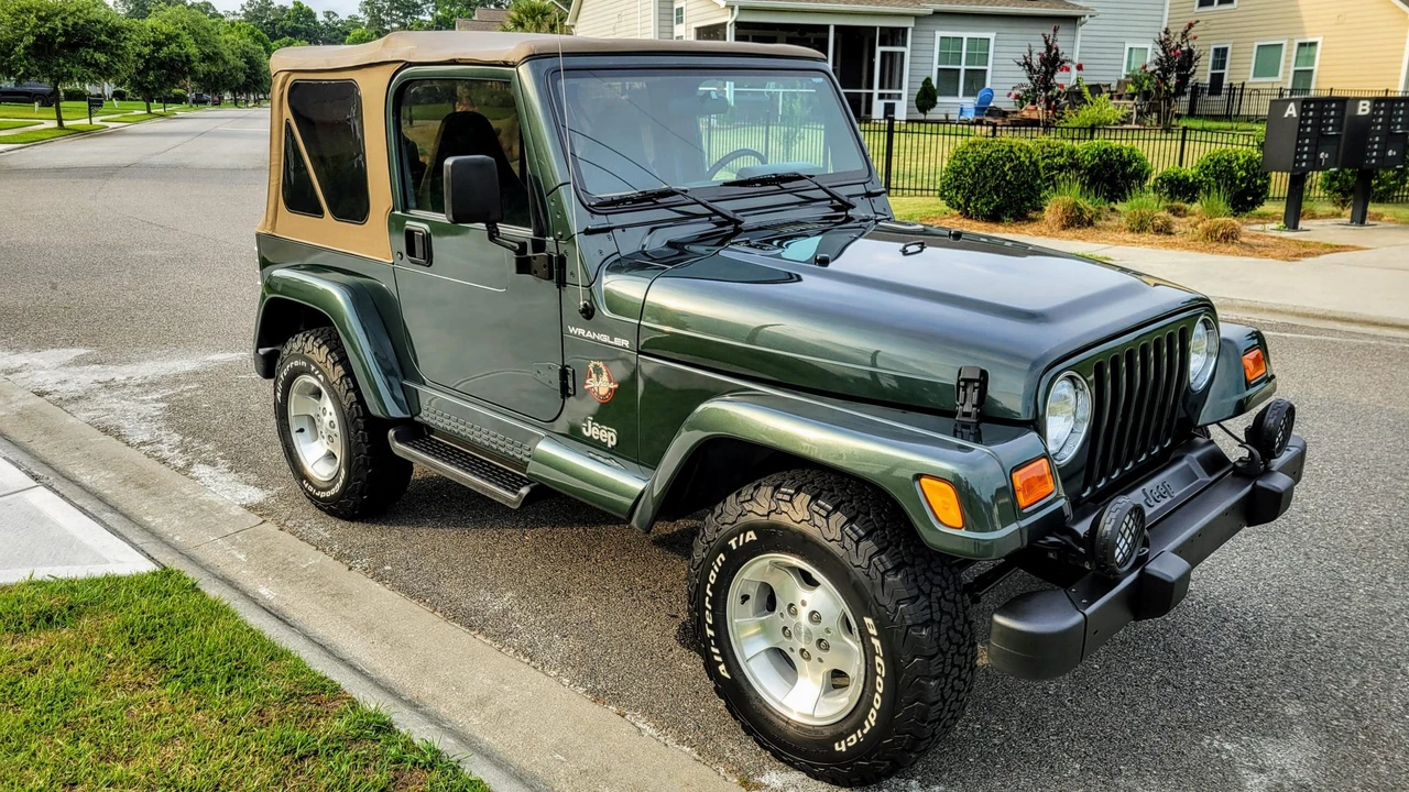 2002 Jeep TJ Wrangler - Image 15 of 31
