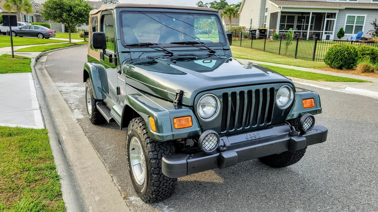 2002 Jeep TJ Wrangler - Image 17 of 31