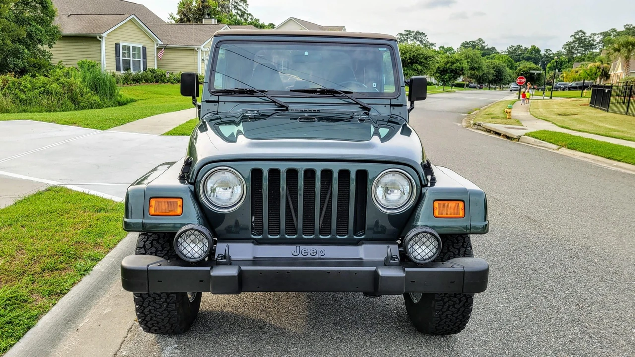 2002 Jeep TJ Wrangler - Image 18 of 31