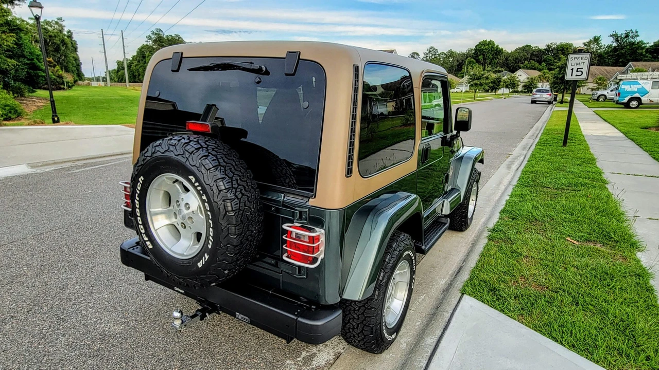 2002 Jeep TJ Wrangler - Image 10 of 31