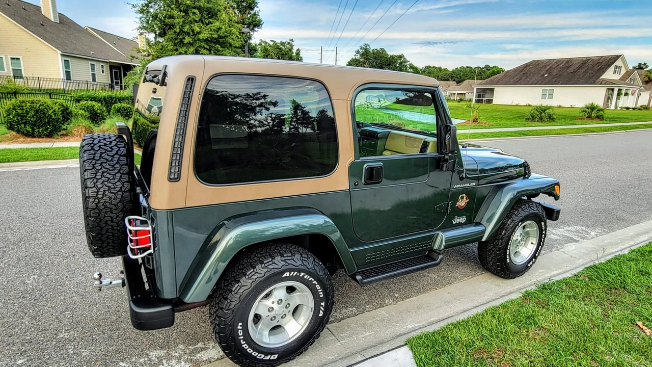 2002 Jeep TJ Wrangler - Image 11 of 31