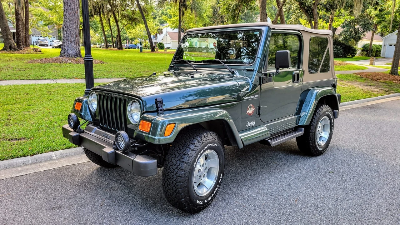 2002 Jeep TJ Wrangler - Image 24 of 31